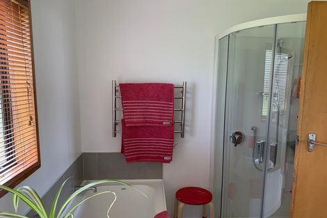 Photo of property in 8 Waenga Drive, Cromwell, 9310