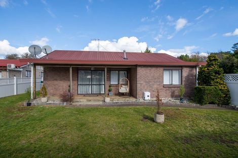 Photo of property in 18 Uta Street, Utuhina, Rotorua, 3015