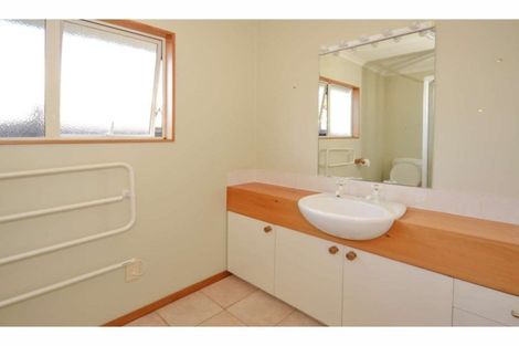 Photo of property in 42 Cannon Drive, Kerikeri, 0230