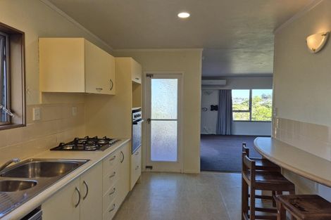 Photo of property in 27 Amorino Drive, Red Beach, 0932