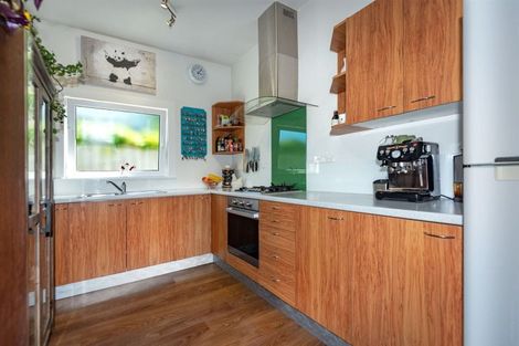 Photo of property in 91 Bowhill Road, New Brighton, Christchurch, 8083