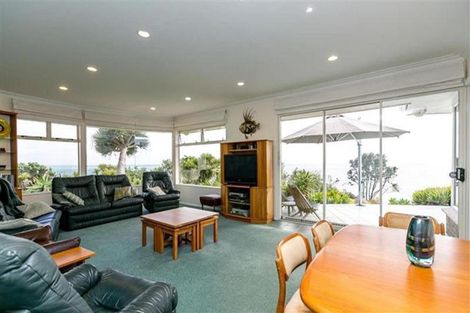 Photo of property in 16b Motukari Place, Onaero, Waitara, 4383