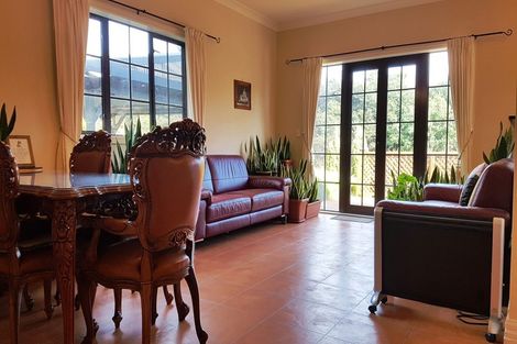 Photo of property in 12a Wicklam Lane, Greenhithe, Auckland, 0632