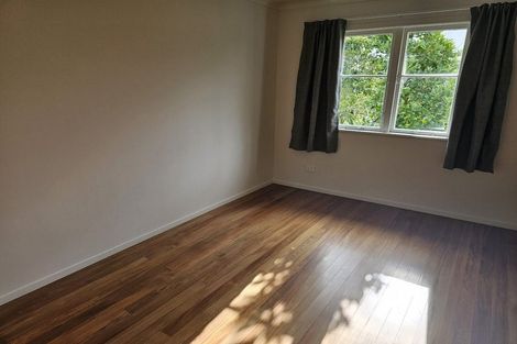 Photo of property in 1a Whimp Avenue, Onerahi, Whangarei, 0110