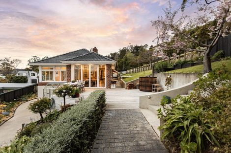 Photo of property in 3 Rosehill Road, Macandrew Bay, Dunedin, 9077