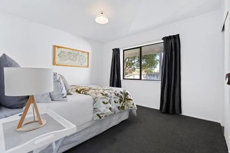 Photo of property in 65a Vardon Road, St Andrews, Hamilton, 3200