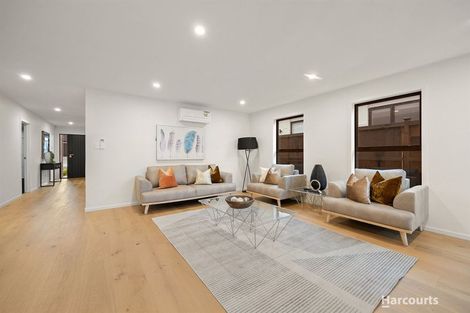 Photo of property in 8 Croatia Avenue, Huapai, Kumeu, 0810