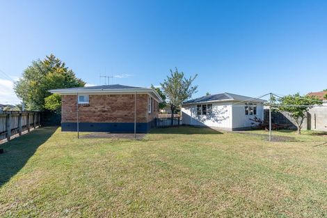 Photo of property in 84 Mount View Road, Melville, Hamilton, 3206