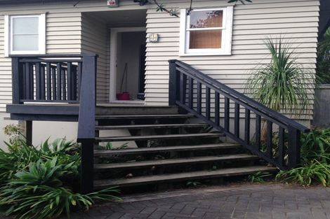Photo of property in 11a Philson Terrace, Browns Bay, Auckland, 0630