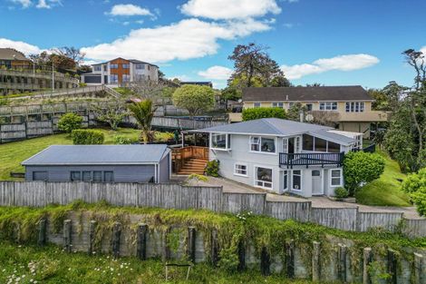 Photo of property in 81 Rangeview Road, Sunnyvale, Auckland, 0612