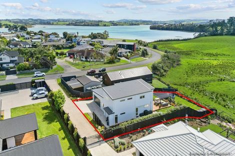Photo of property in 6b Goble Road, Clarks Beach, Pukekohe, 2679