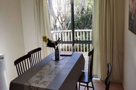 Photo of property in 2 Myers Grove, Churton Park, Wellington, 6037