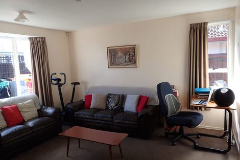 Photo of property in 2/10 Leslie Street, Upper Riccarton, Christchurch, 8041