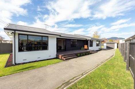 Photo of property in 92 Sparks Road, Hoon Hay, Christchurch, 8025