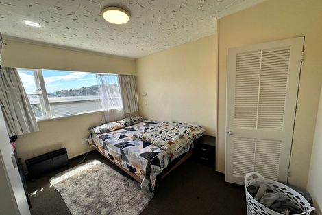Photo of property in 327 Adelaide Road, Newtown, Wellington, 6021