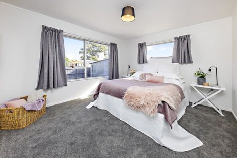 Photo of property in 36 Cranmere Crescent, Mangere East, Auckland, 2024