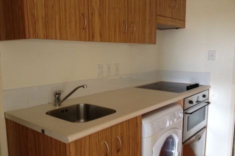 Photo of property in 9e/30 Westward Ho, Glen Eden, Auckland, 0602