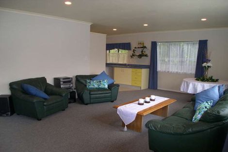 Photo of property in 23a Ranui Avenue, Ranui, Auckland, 0612