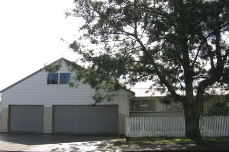 Photo of property in 31 Pinedale Place, Henderson, Auckland, 0610