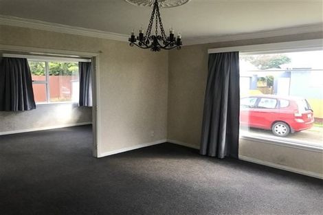 Photo of property in 24 Kent Crescent, Awapuni, Palmerston North, 4412