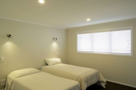 Photo of property in 64 Golden Shore Place, Coromandel, 3506