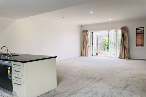 Photo of property in 9/218 Green Lane West, Epsom, Auckland, 1051