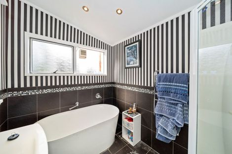 Photo of property in 241d Frankley Road, Frankleigh Park, New Plymouth, 4310