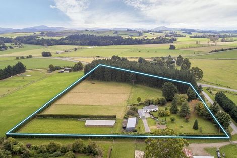 Photo of property in 229 Hacketts Road, Darfield, 7571