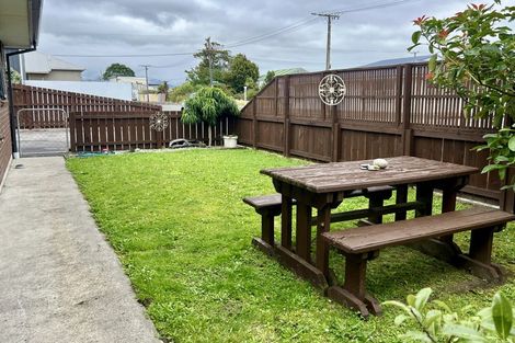 Photo of property in 9 Palmerston Street, Westport, 7825