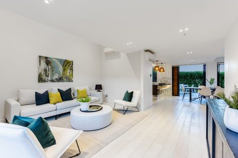 Photo of property in 11 Tuatini Place, Long Bay, Auckland, 0630