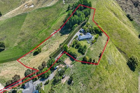 Photo of property in 208 Breckenridge Road, Puketapu, Napier, 4183