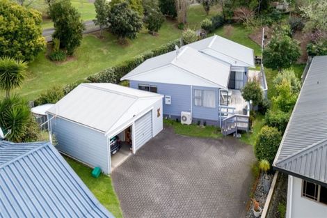 Photo of property in 124 Isabel Street, Whangamata, 3620
