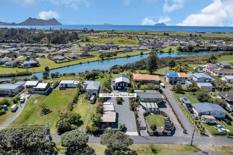 Photo of property in 214 Marsden Point Road, Ruakaka, 0116