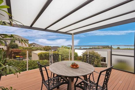 Photo of property in 1 Owen Place, Omokoroa, 3114