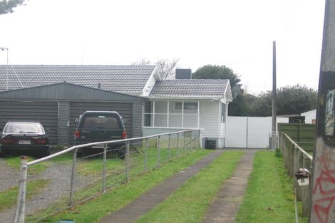 Photo of property in 8 Bates Street, Papakura, 2110