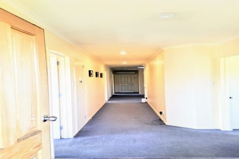 Photo of property in 4 Sunninghurst Drive, Fairfield, Dunedin, 9018