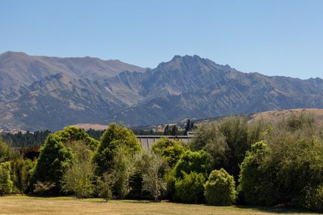 Photo of property in 3 Nokomai Street, Wanaka, 9305