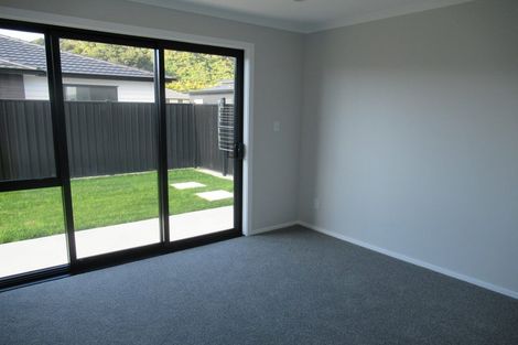 Photo of property in 1 Desert Gold Lane, Wallaceville, Upper Hutt, 5018