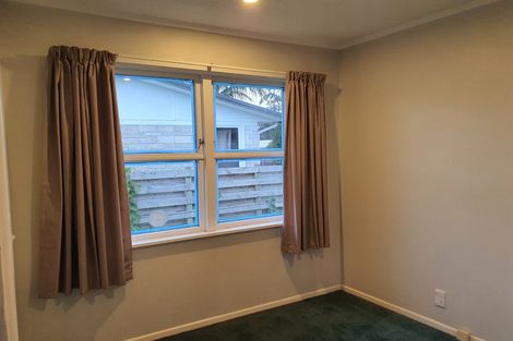 Photo of property in 61 Gloria Avenue, Te Atatu Peninsula, Auckland, 0610