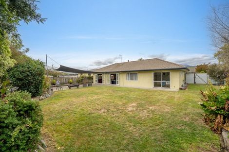 Photo of property in 16 Malthouse Crescent, Brightwater, 7022