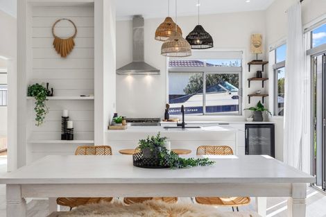 Photo of property in 10a Maranui Street, Mount Maunganui, 3116