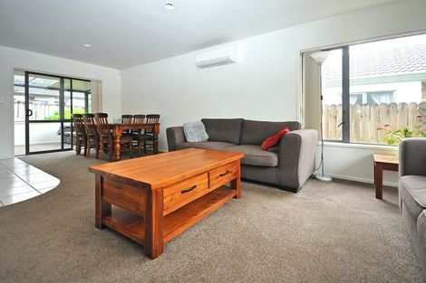 Photo of property in 11a Carnoustie Drive, Wattle Downs, Auckland, 2103