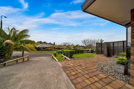 Photo of property in 6 Ashmore Drive, Frankleigh Park, New Plymouth, 4310