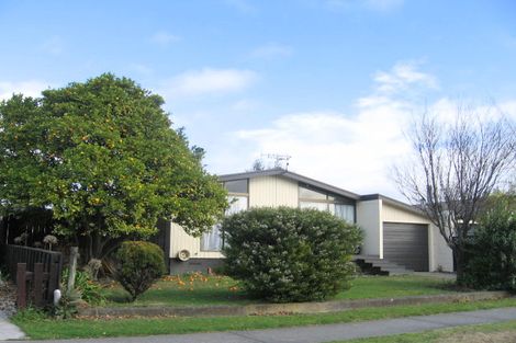 Photo of property in 19 Durham Avenue, Tamatea, Napier, 4112