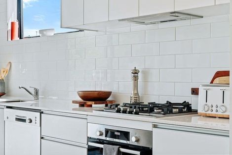 Photo of property in 19 Spudman Rise, Pukekohe, 2120