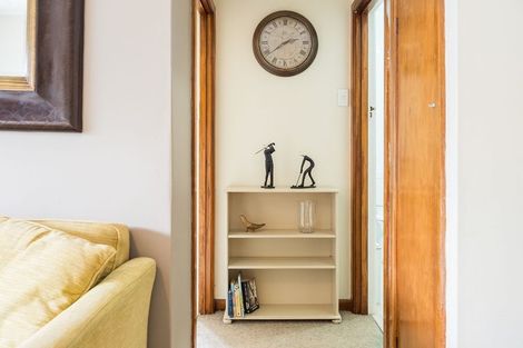 Photo of property in 16 Freyberg Street, Roslyn, Palmerston North, 4414