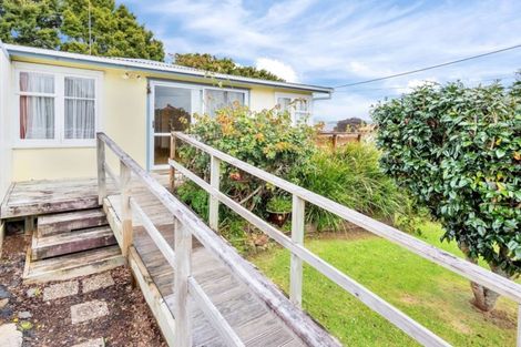 Photo of property in 3 Puriri Street, Helensville, 0800