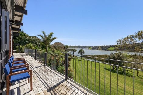 Photo of property in 119 Manu Drive, Kaiwaka, 0573