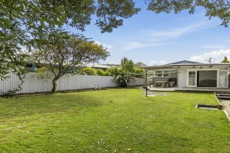 Photo of property in 9 Cedar Street, Maungaraki, Lower Hutt, 5010