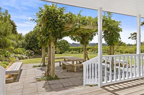 Photo of property in 35a Pinchgut Road, Kaukapakapa, 0873